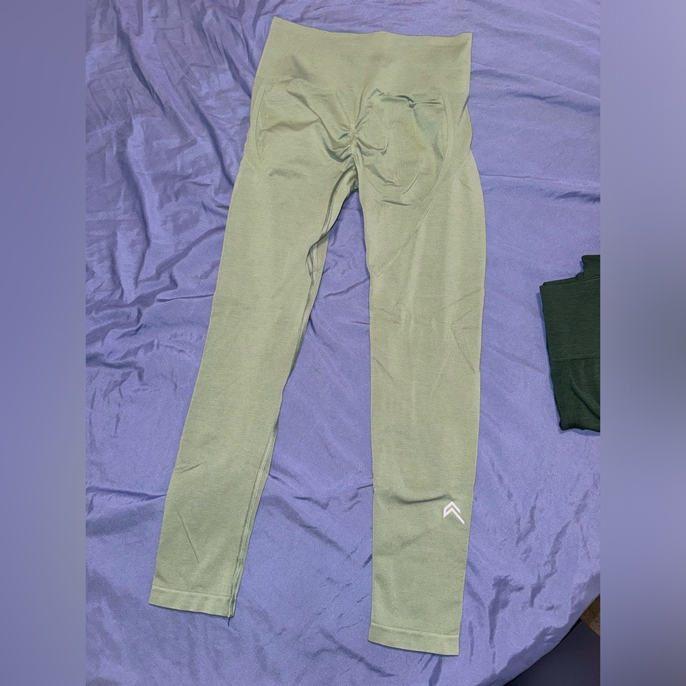 Oner Active Sage Green Leggings - Picture 3 of 3